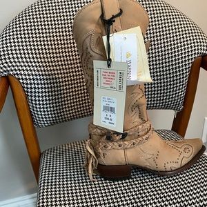 Idyllwind boots by Miranda Lambert BRAND NEW